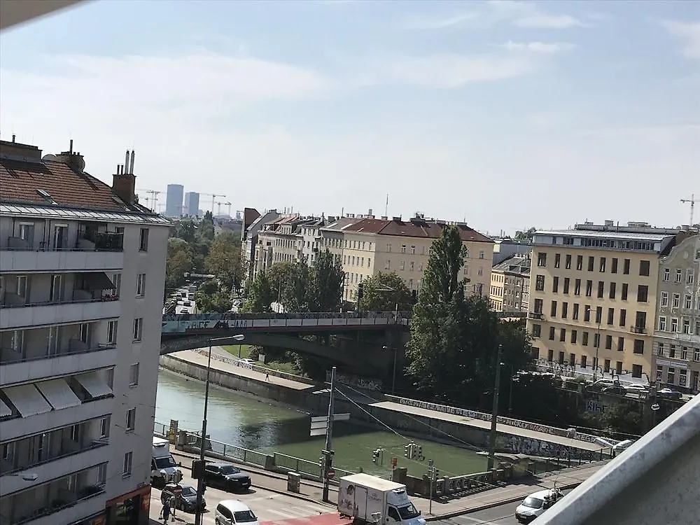 Ibis Styles Wien Messe Prater Szálloda